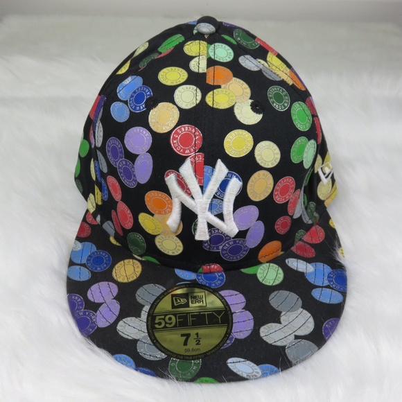 supreme poker hat